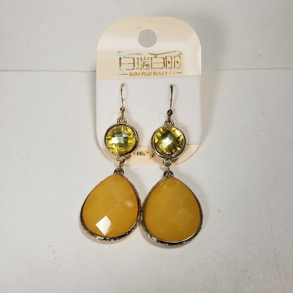 Bold Yellow Teardrop Statement Earrings – Faceted Crystal & Gold Dangle Jewelry - Picture 9 of 14